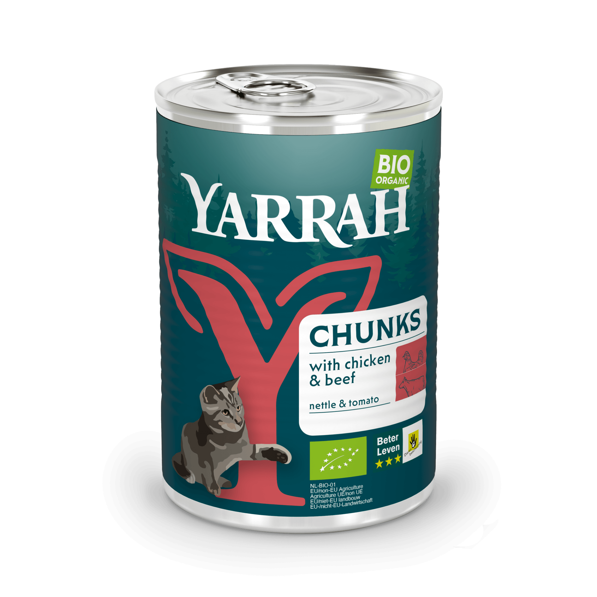 Organic cat food chunks with chicken and beef