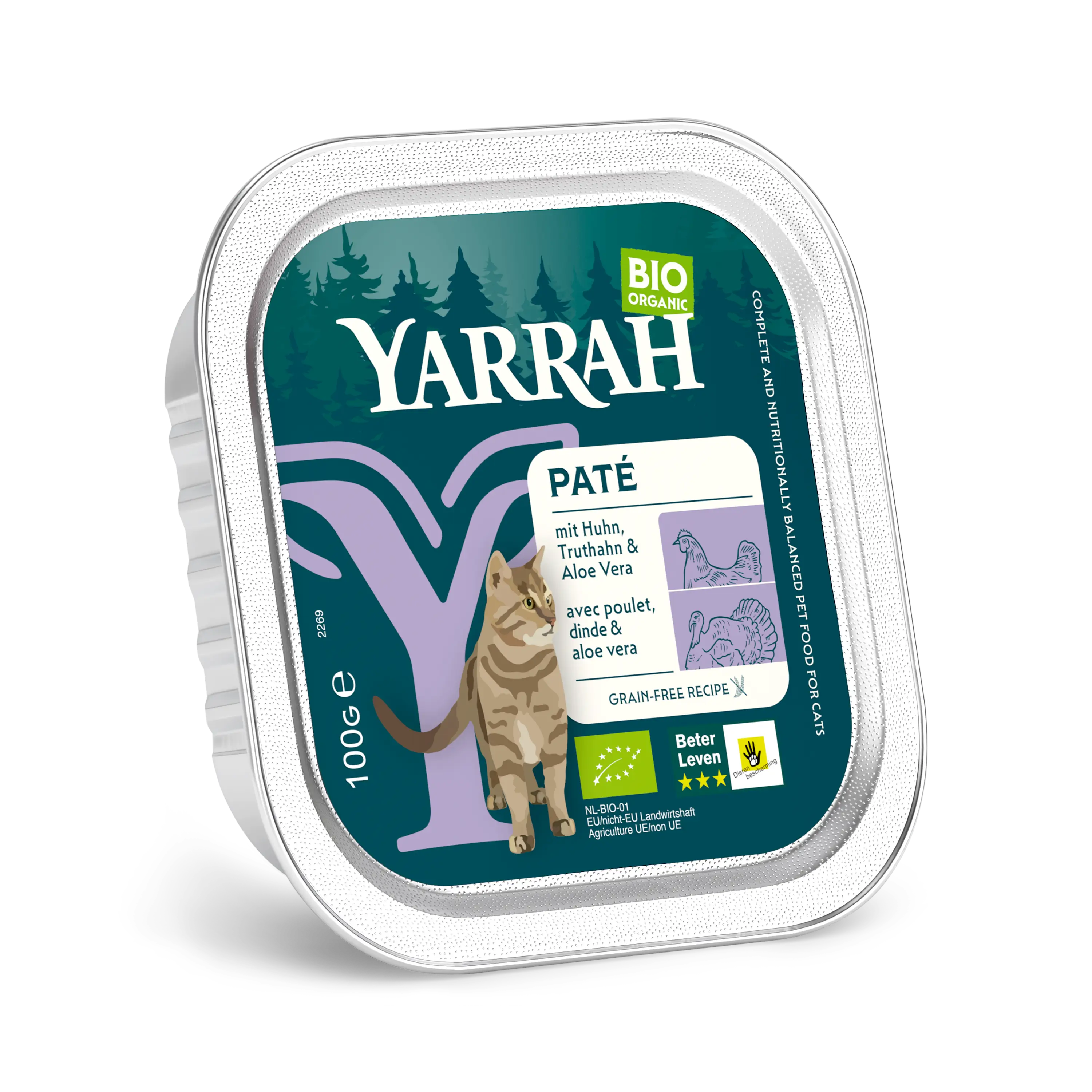 Yarrah organic cat food pate with turkey in bowl
